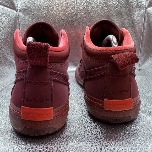 Size - 9 Nike React Leo SB Red Mens Low Top Skateboarding Sneaker‎ FQ7639-600 - Picture 8 of 10